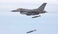 F-16C Fighting Falcon (пилот Eric Schnitzer, 80-я иаэ) сбросил две бомбы типа JDAM.